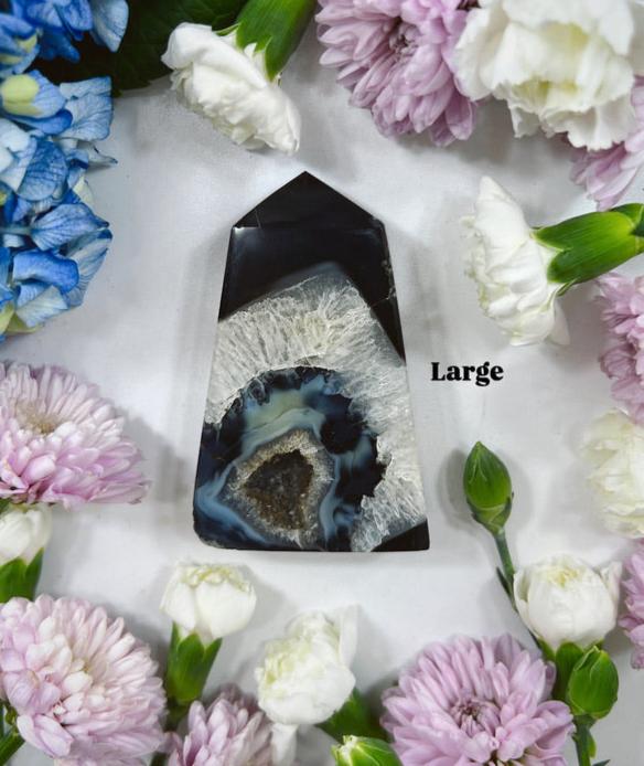 Black Onyx Point