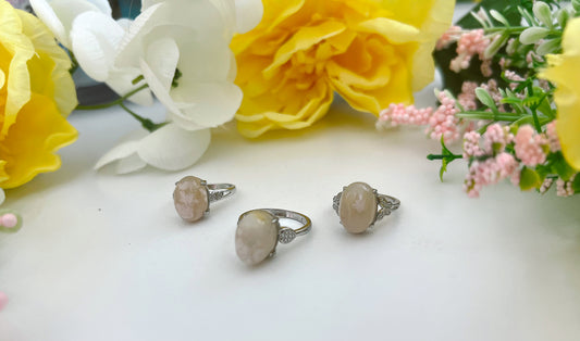 Flower Agate White Bronze Ring