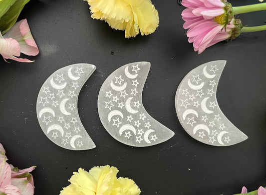 Selenite Moon Charging Plate Small