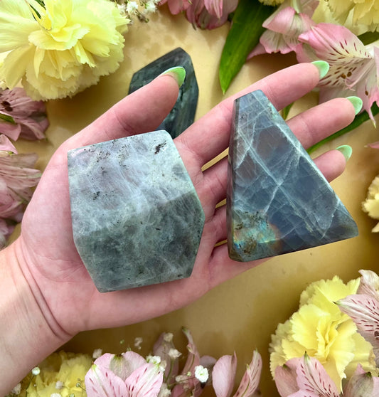 Sunset Geometric Labradorite