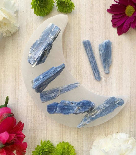 Blue Kyanite Blade