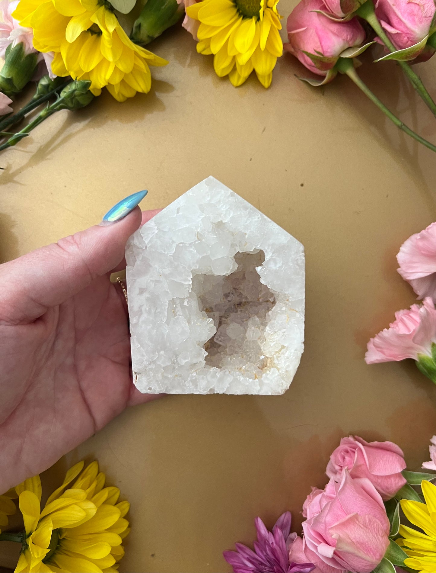 Druzy Quartz Free Form Tower