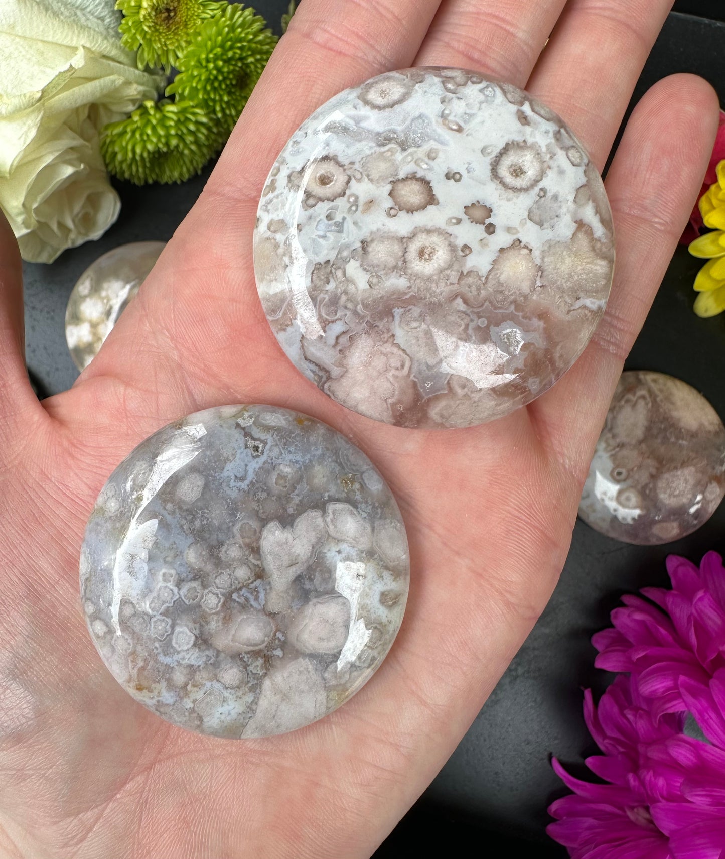 Flower Agate Palm Stone