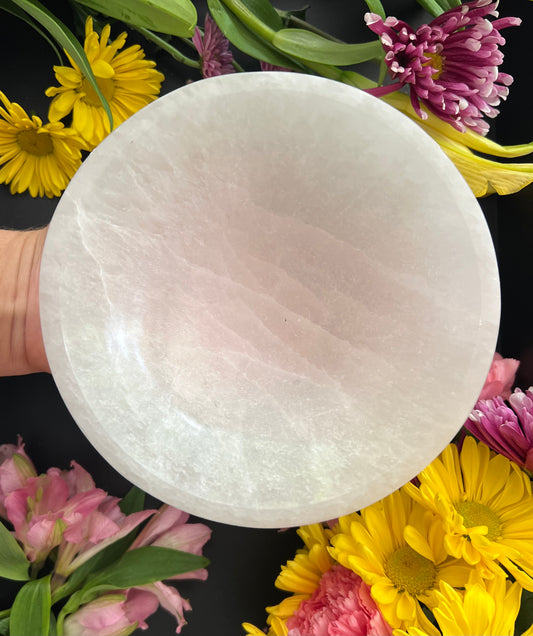 Large Selenite (Satin Spar) Bowl